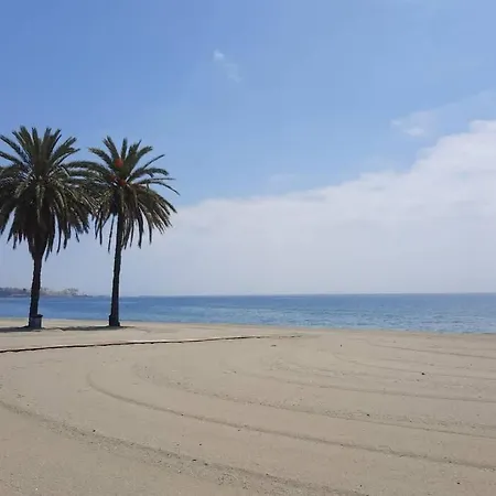 Palms Beach - Brand New Luxury Beachside