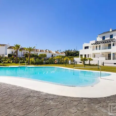 Palms Beach - Brand New Luxury Beachside Daire Estepona
